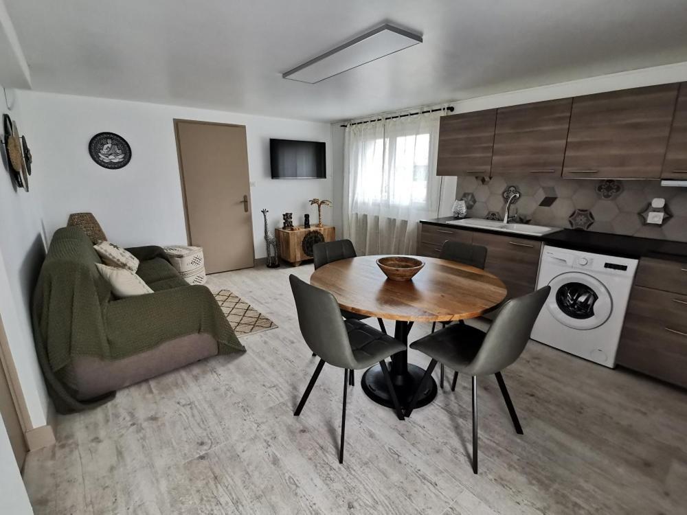 Gite - Chambres D'Hotes La Belle Helene Bressuire Luaran gambar